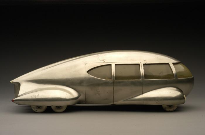 Norman Bel Geddes, “Motor Car No. 9 (without tail fin),” ca. 1933 • Image courtesy of the Edith Lutyens and Norman Bel Geddes Foundation / Harry Ransom Center