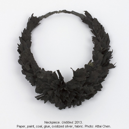 Attai Chen, Necklace, Untitled, 2013. Image courtesy of Gallery Loupe. 